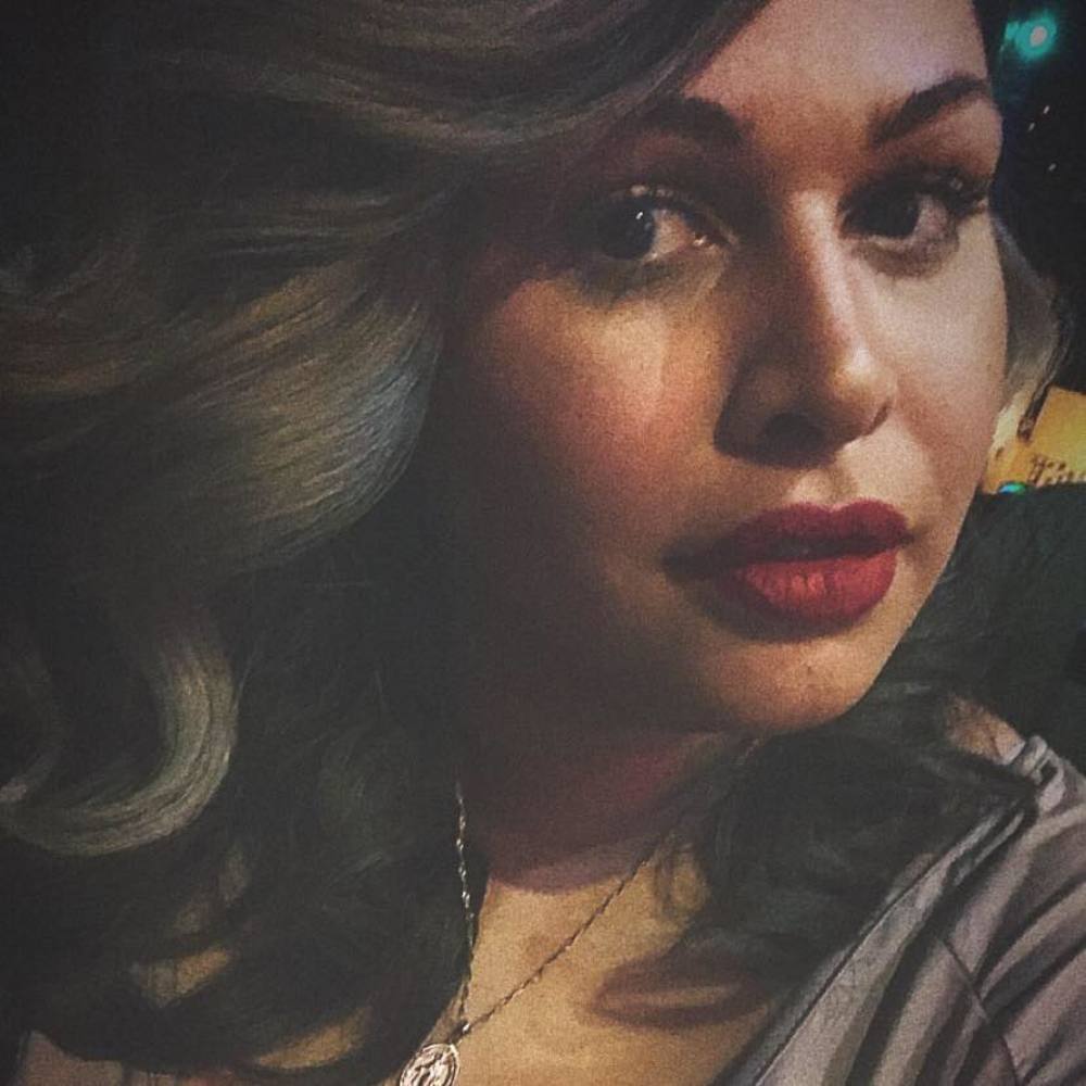 Meet your Posher, Sari